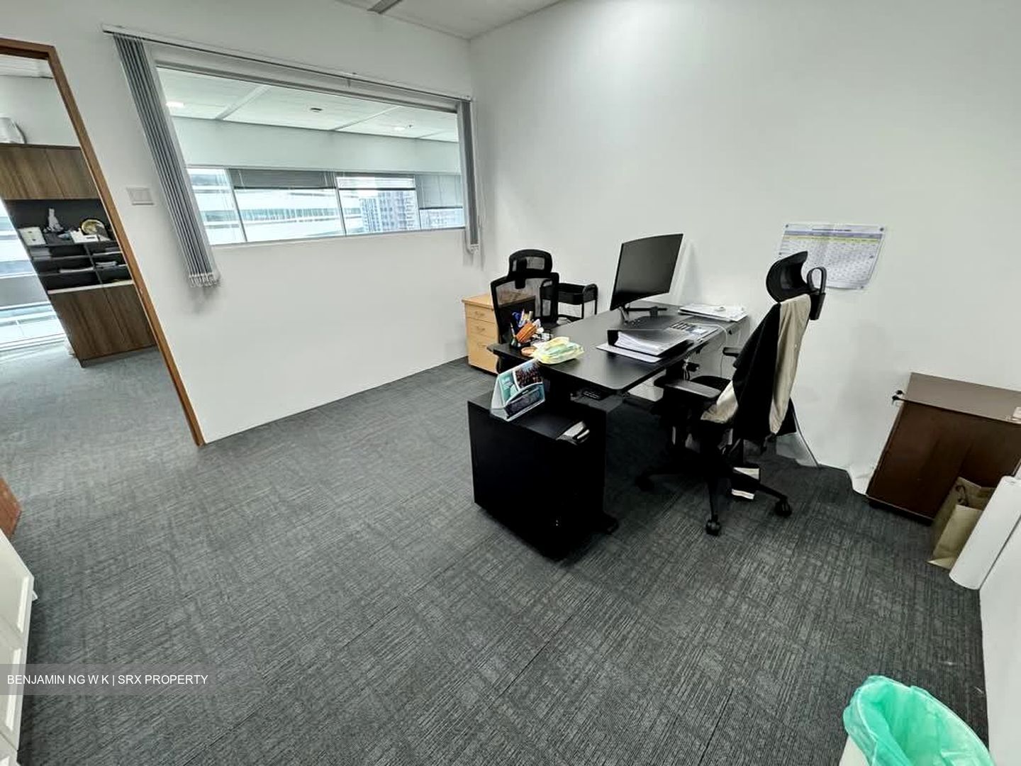 Gateway East (D7), Office #552505441